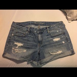 American eagle shorts!